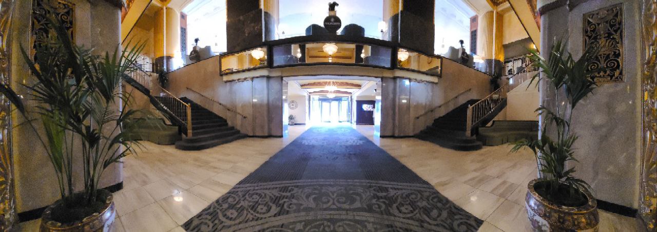 The lobby of the Hilton Milwaukee City Center